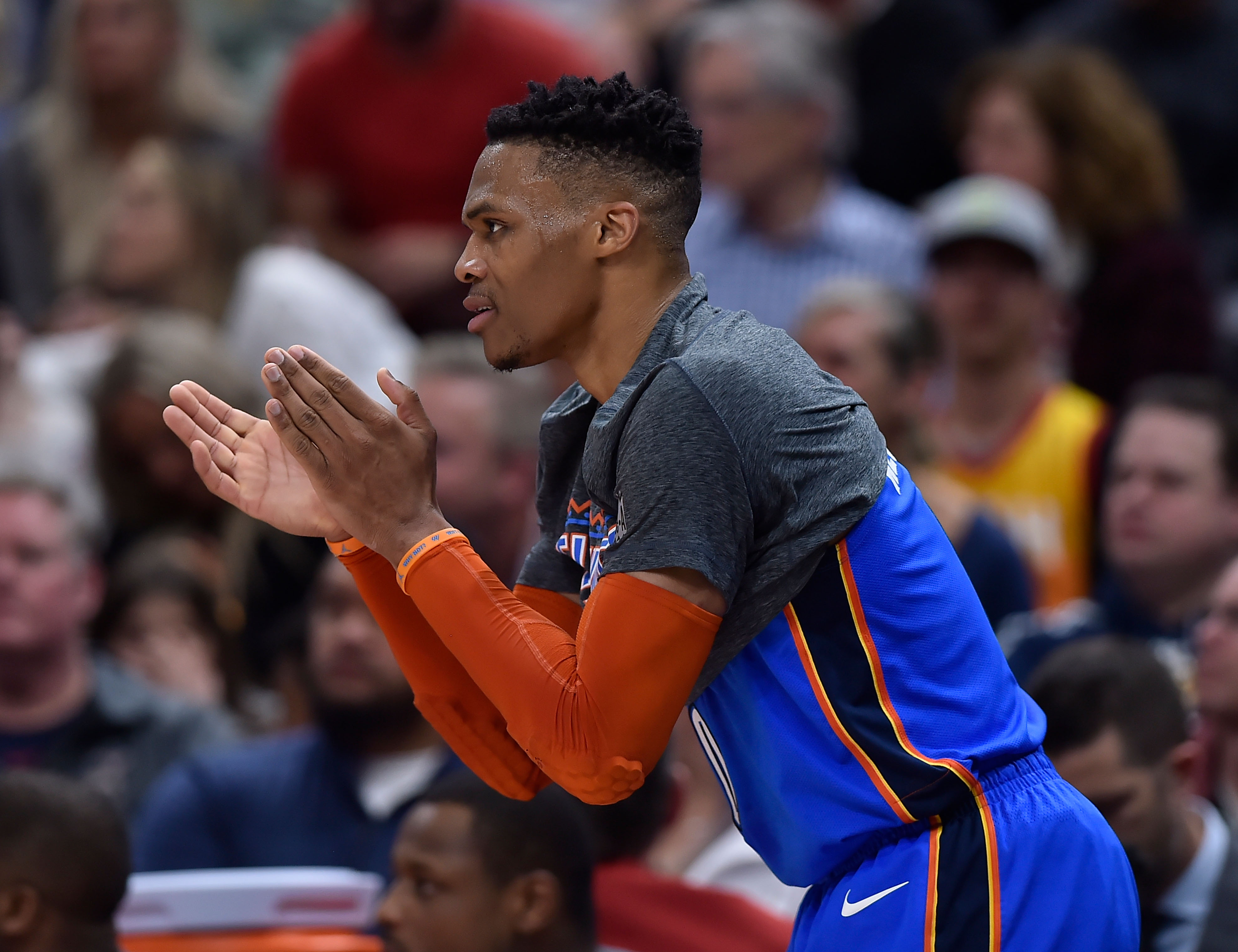 有着清醒的 有着清醒的